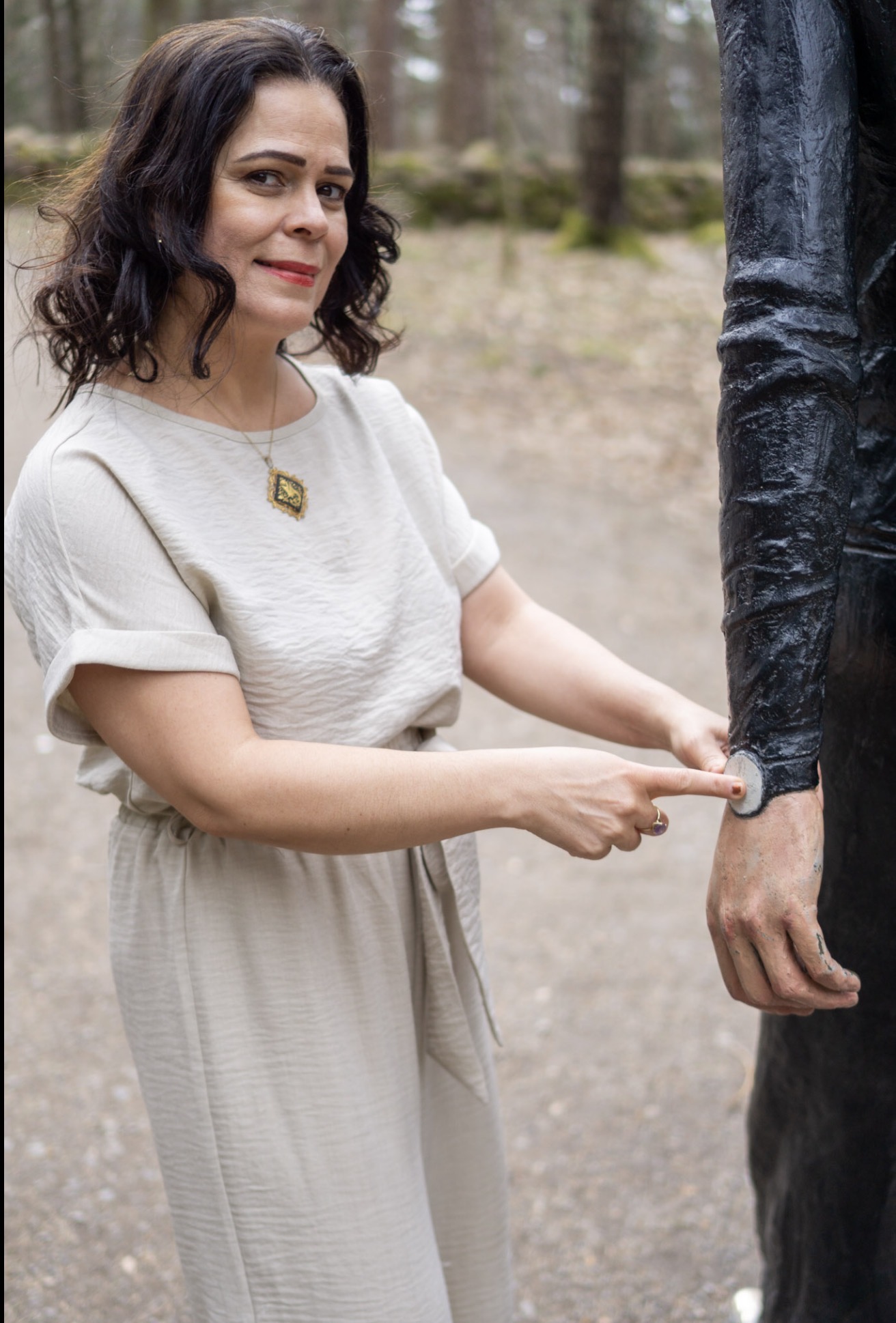 Maria José i fred på gresset
